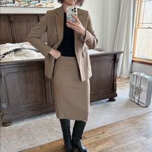 Banana Republic Tan Pencil Skirt